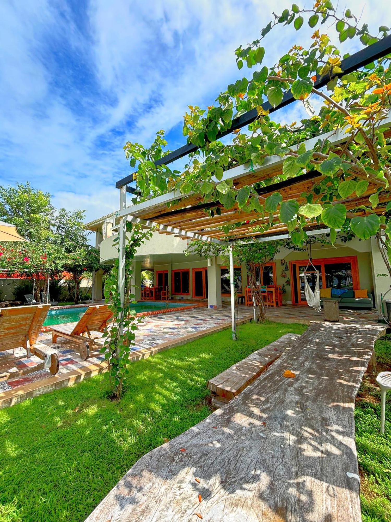Royal Palm Retreat Apartment Cabrera Luaran gambar