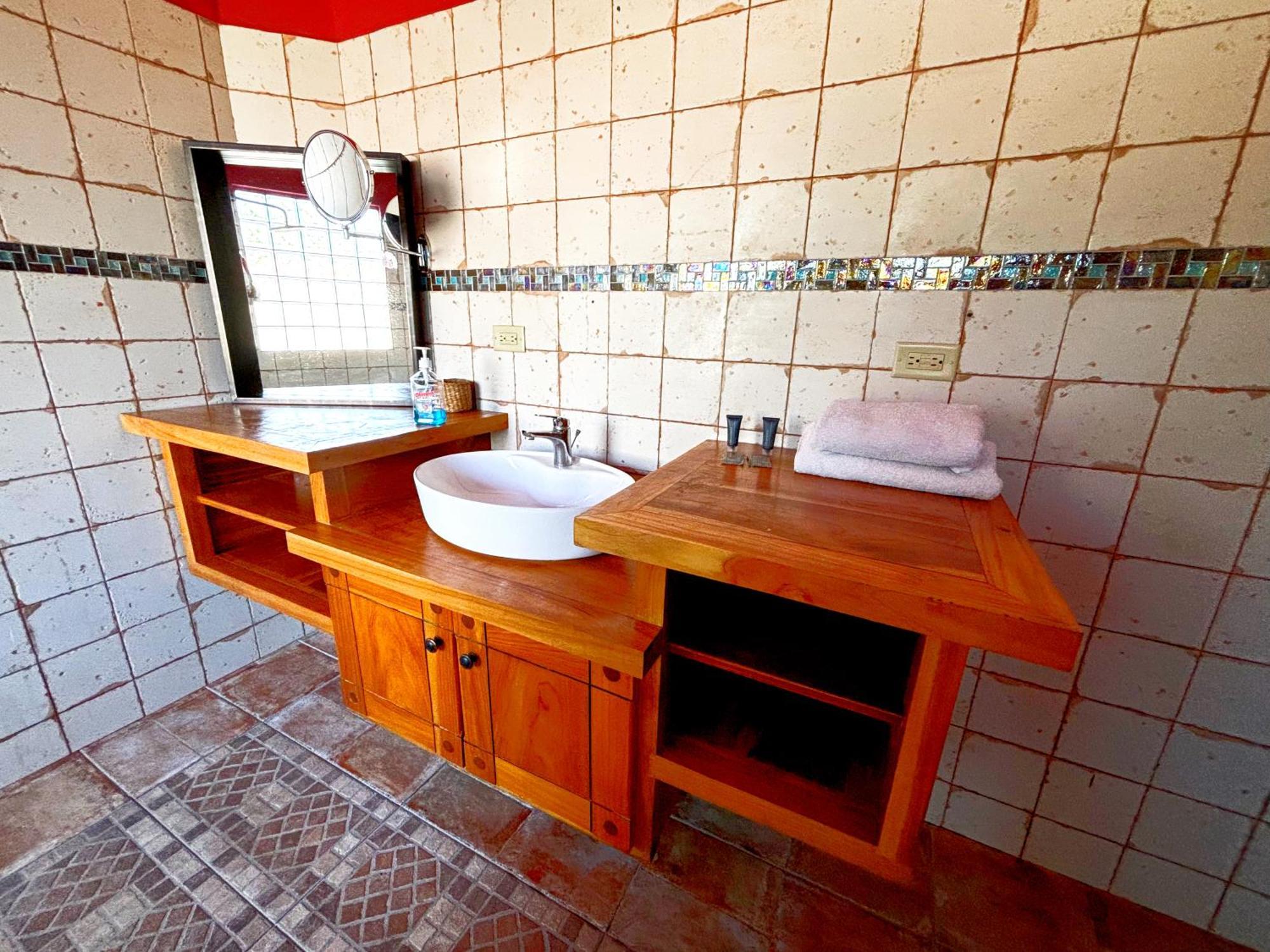 Royal Palm Retreat Apartment Cabrera Luaran gambar